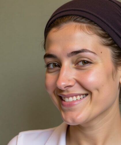 Porter un bonnet satin : effets réels sur vos cheveux